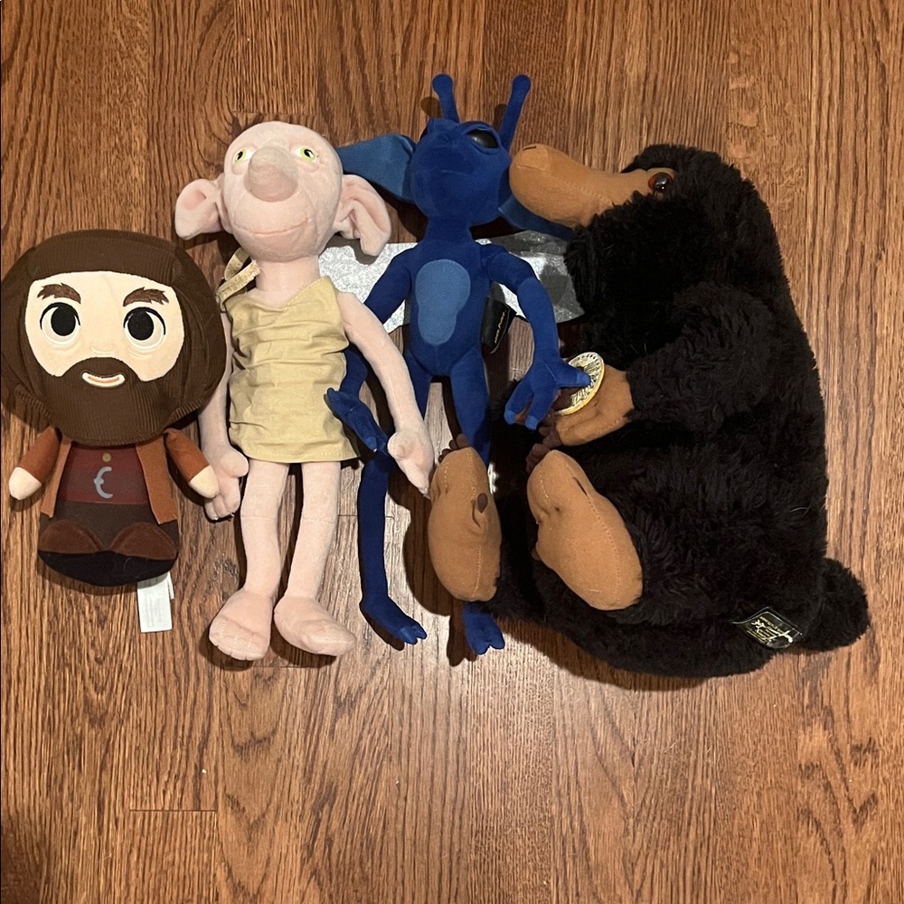 Harry Potter/Fantastic Beasts Collection of stuffies